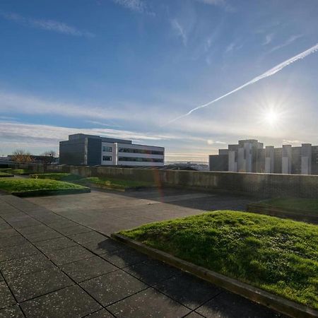 Modern 2 Bed Apartment, Next To Hydro And Secc! Glasgow Exterior photo